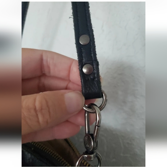 The Sak black shoulder purse with detachable strap - Picture 5 of 7